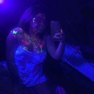 Meet your Posher, Abby